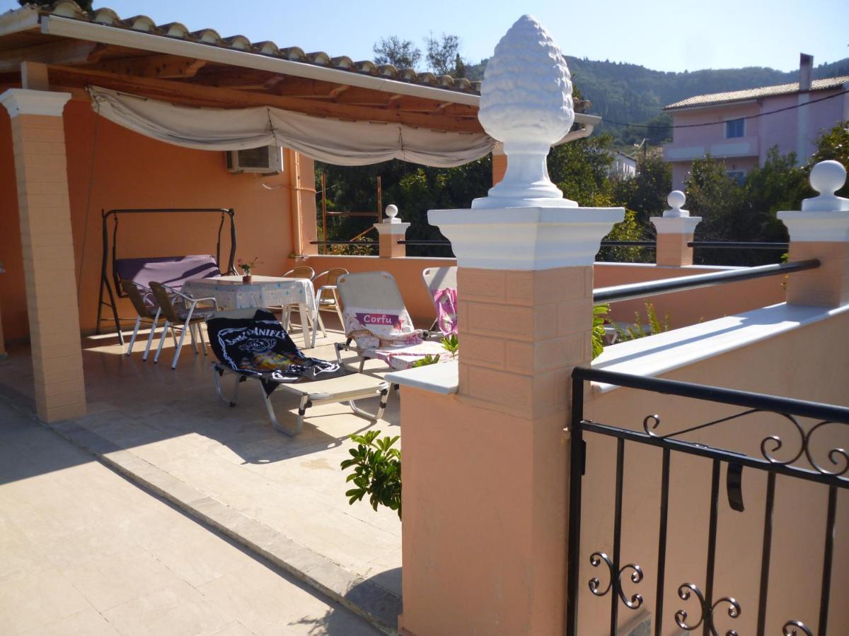 Kostas Apartments & Studios Айос-Єорйос-Пагон Екстер'єр фото