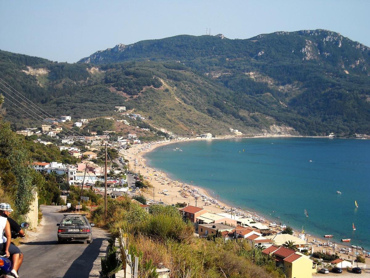 Kostas Apartments & Studios Айос-Єорйос-Пагон Екстер'єр фото